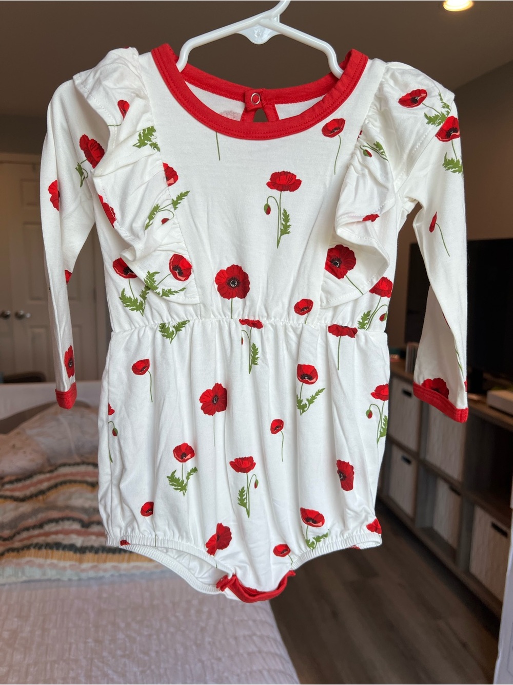 Kyte Baby Red Poppy’s Long Sleeved Bubble Romper Size 12-18M NWOT